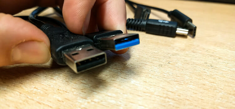 Micro USB Port vs Mini USB Port