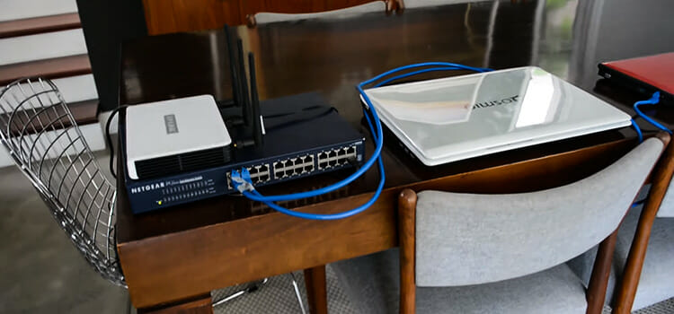How to Set up a Small Lan Party at Home