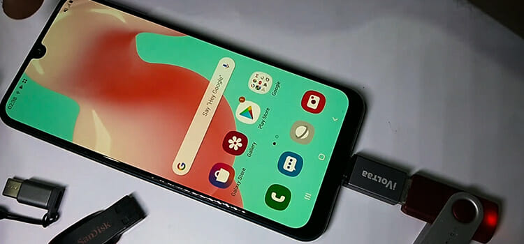 how to transfer file from phone to flash drive