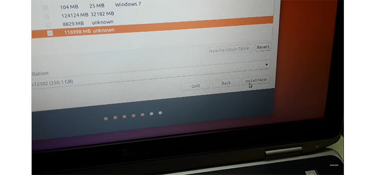 Installing Ubuntu from the Bootable USB drive 11