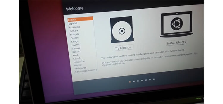 Installing Ubuntu from the Bootable USB drive 3