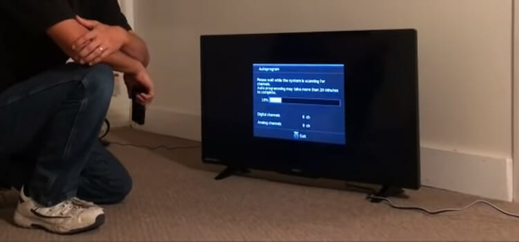 How to Install an Indoor TV Antenna M1 s6