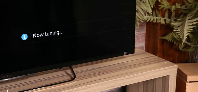 How to Install an Indoor TV Antenna M2 s5