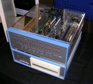 Minicomputer VS Microcomputer - Techdim