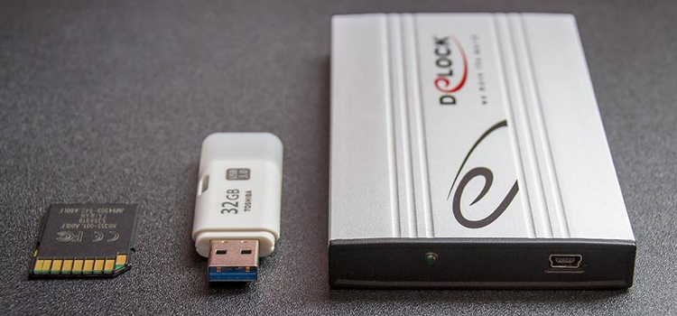 How Do I Retrieve Information From A USB