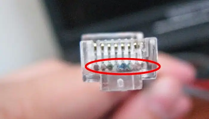 Check if each wire goes into its corresponding groove 